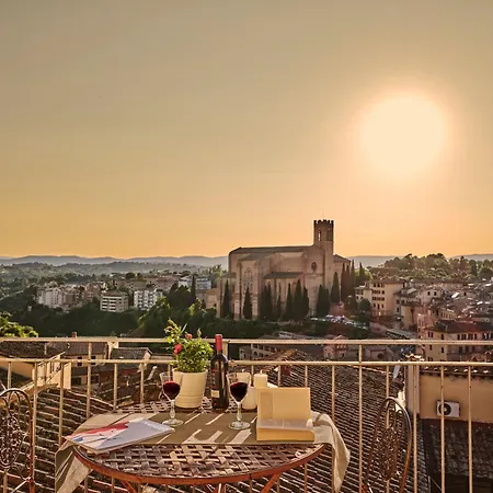 I Terzi Di - Only 3* Siena