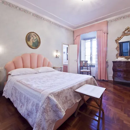 I Terzi Di - Only Bed and breakfast Siena