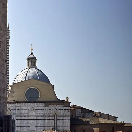 I Terzi Di - Only Bed and breakfast Siena